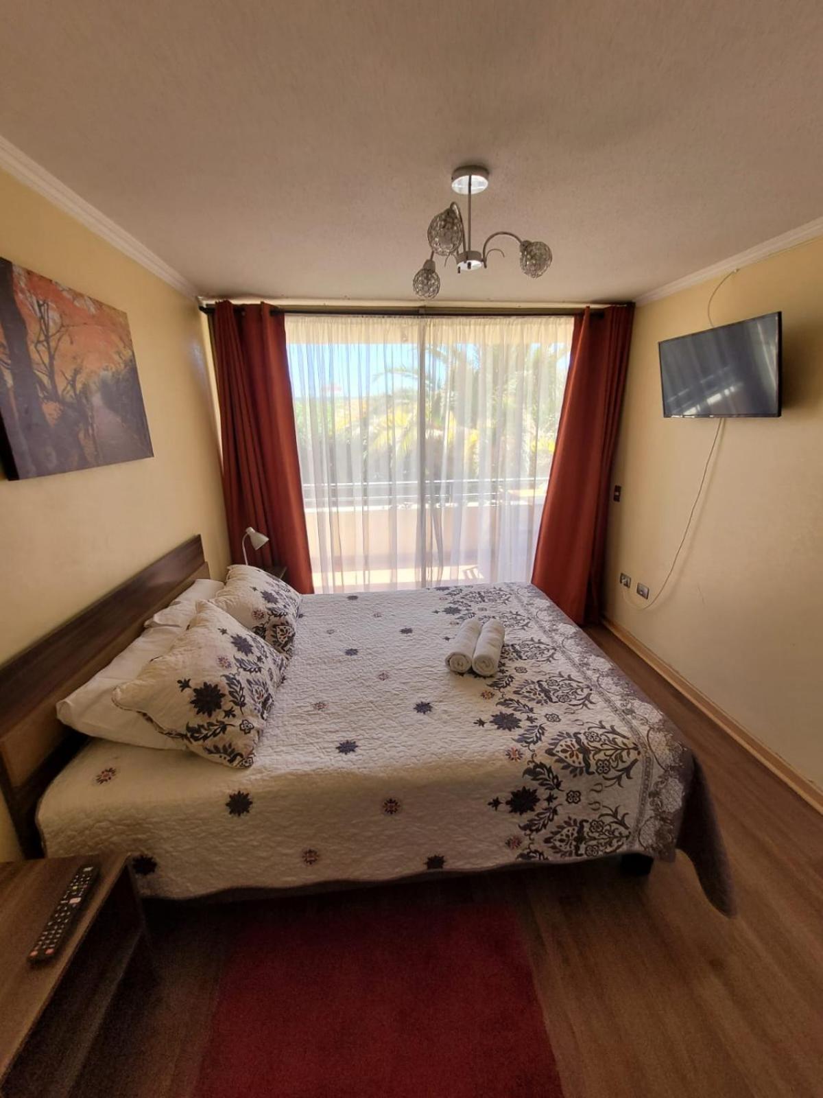 Departamento Frente A Espacio Grecia, Calama. Apartamento